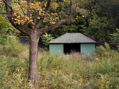 Tentrr - Abandoned Zoo Fido's Vineyard - image 7