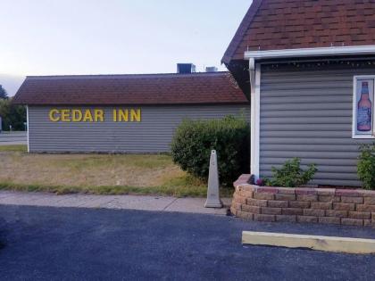 Cedar Inn Motel - image 5