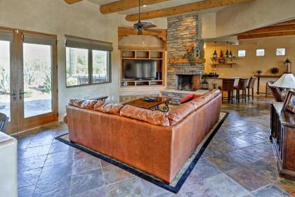 Cave Creek Oasis with Putting Green Spa and Mtn View! - image 9