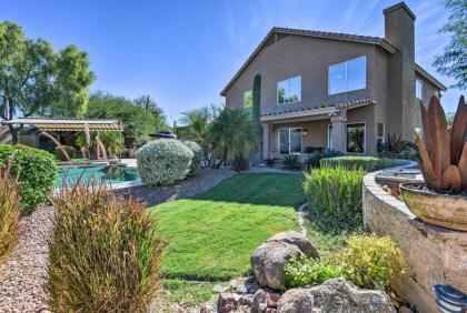 The Cactus Ranch House with Pool and Outdoor Kitchen! - image 14