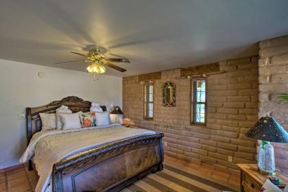 Pet-Friendly Adobe Oasis with Hiking 5 Mi Away! - image 12