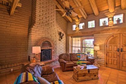 Pet-Friendly Adobe Oasis with Hiking 5 Mi Away! - image 4