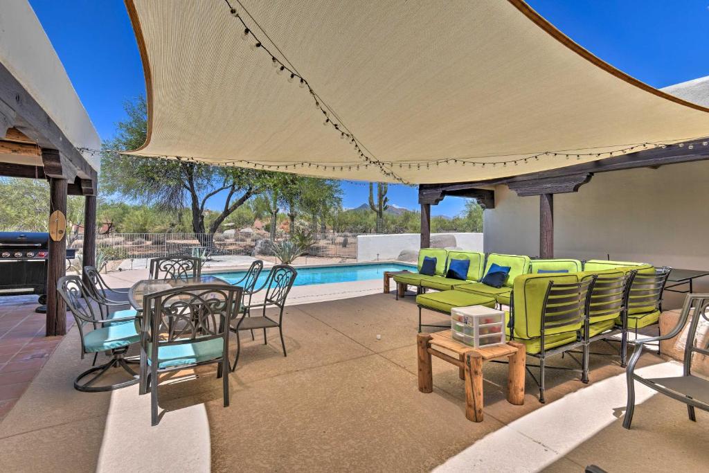 Luxury Adobe Villa Pool Patio Paradise! - image 4