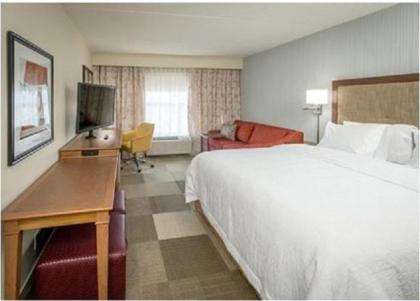 Hampton Inn & Suites Cazenovia NY - image 2