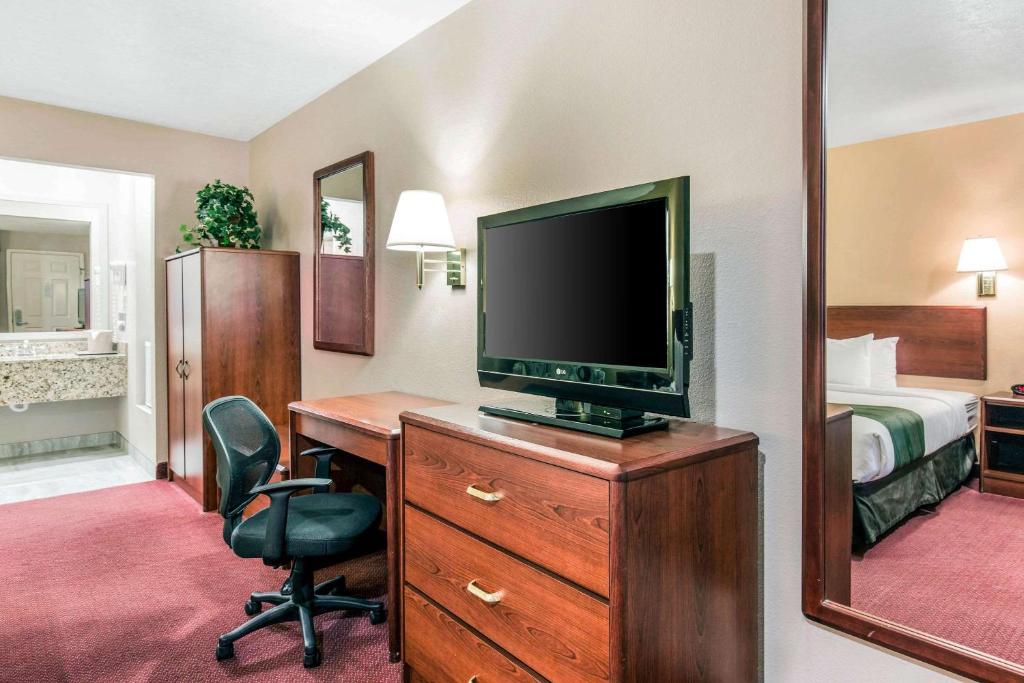 Quality Inn Cedar City University Area - image 7