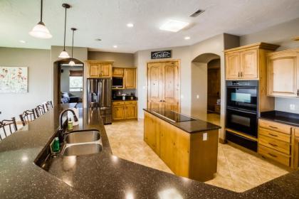 959 Panaroma Dr - image 7