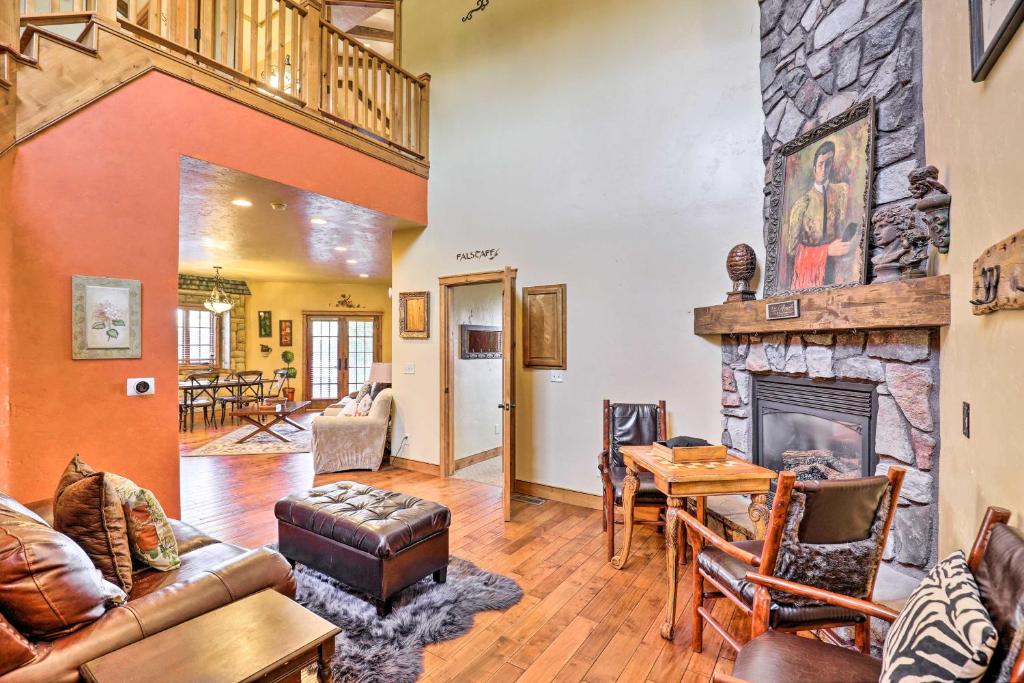 Charming Cedar City Abode Walk to SUU Campus - main image