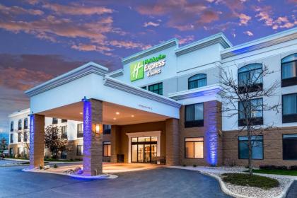 Holiday Inn Express  Suites Cedar Falls   Waterloo an IHG Hotel Cedar Falls