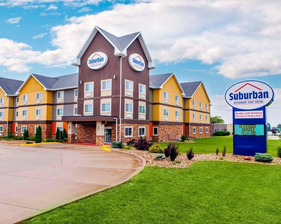 Suburban Extended Stay Hotel Cedar Falls - main image