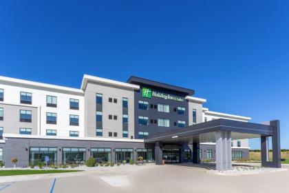 Holiday Inn & Suites Cedar Falls-Waterloo Event Ctr an IHG Hotel - image 15