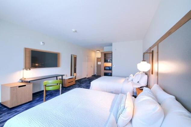 Fairfield Inn & Suites by Marriott Dallas Cedar Hill - image 4