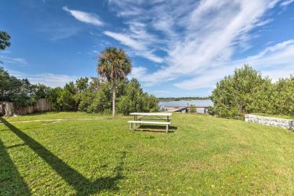 Dog-Friendly Waterfront Duplex with Dock Near Town! - image 10