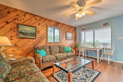 Dog-Friendly Waterfront Duplex with Dock Near Town! - image 13