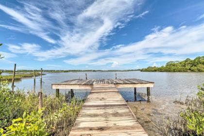 Dog-Friendly Waterfront Duplex with Dock Near Town! - image 8