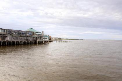 Waterfront Cedar Key Duplex Home with Private Dock! - image 2