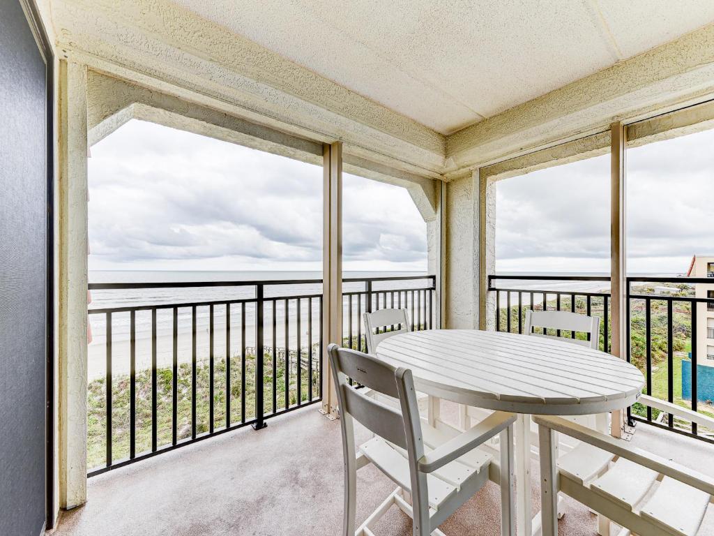 Windjammer 412 3 Bedrooms Sleeps 7 Ocean Front 4th Floor Elevator - main image