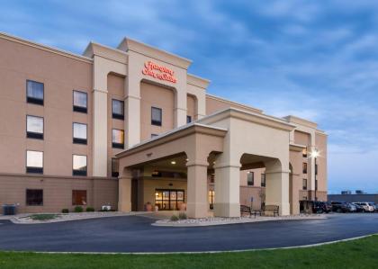 Hampton Inn & Suites Cedar Rapids - image 6