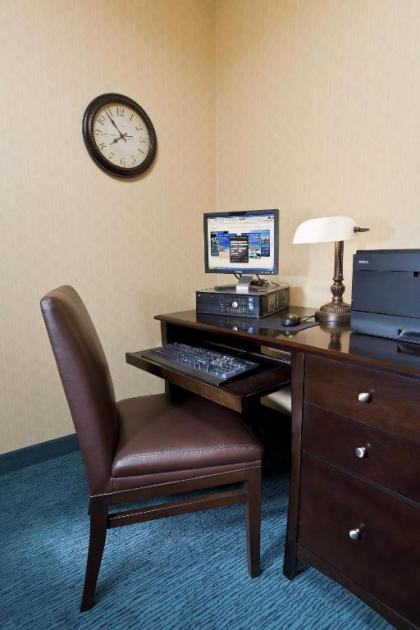 Residence Inn by Marriott Cedar Rapids - image 14