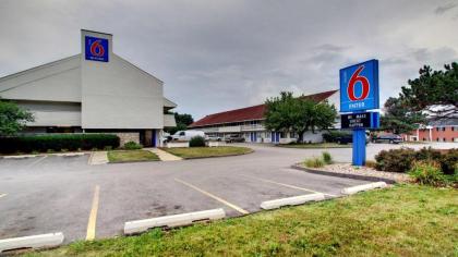 Motel 6-Cedar Rapids IA - image 14