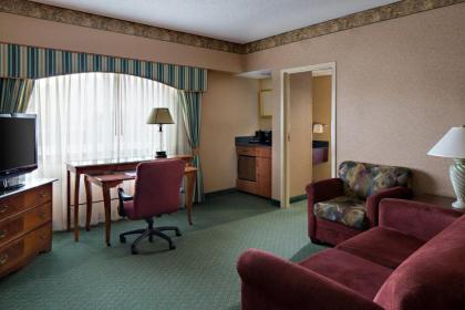 Cedar Rapids Marriott - image 12