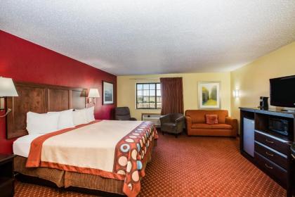 Baymont by Wyndham Cedar Rapids - image 14