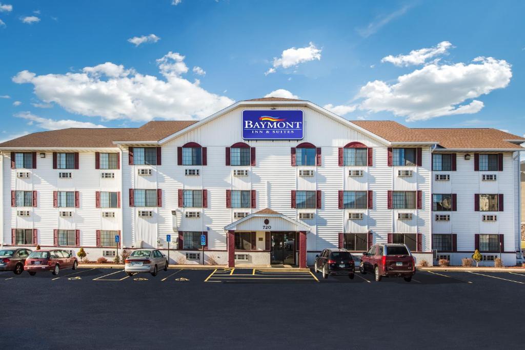 Baymont by Wyndham Cedar Rapids - image 5