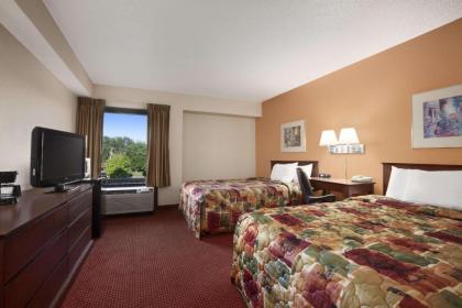 Days Inn & Suites by Wyndham Cedar Rapids - image 13