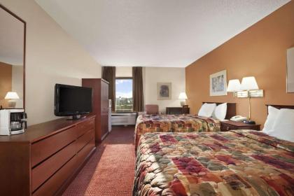 Days Inn & Suites by Wyndham Cedar Rapids - image 8