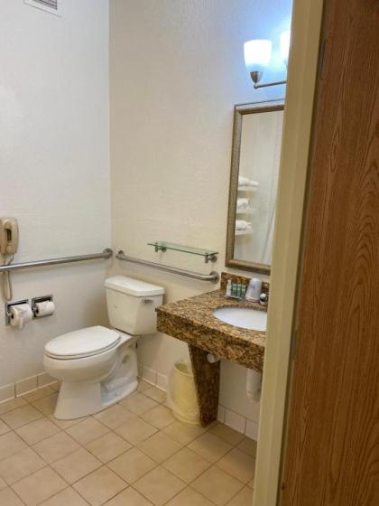 Best Western Celina - image 19