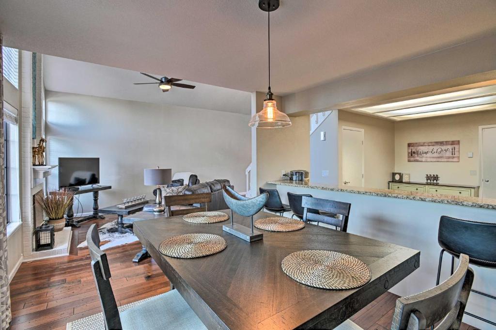 Spacious Centennial Townhome with Private Deck! - image 6