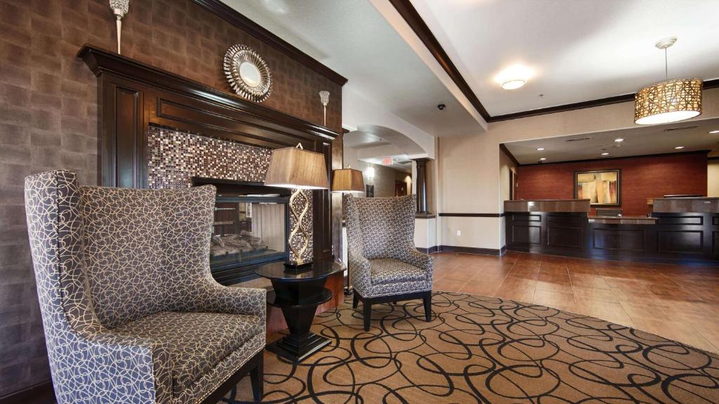 Best Western Plus Classic Inn And Suites - image 6