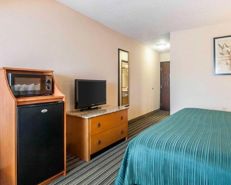 Quality Inn & Suites Centerville - image 6