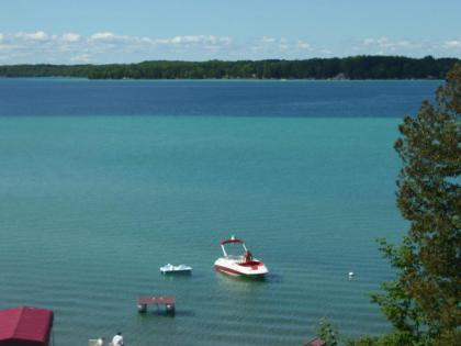 The Torch Lake Bed and Breakfast - image 12