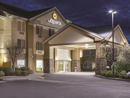 La Quinta Inn & Suites by Wyndham Central Point - Medford - image 12