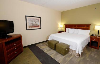 Hampton Inn Harriman Woodbury - image 13