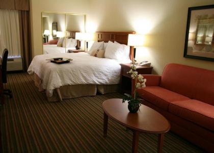 Hampton Inn Harriman Woodbury - image 2