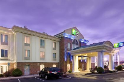 Holiday Inn Express  Suites by IHG Chambersburg an IHG Hotel Chambersburg Pennsylvania