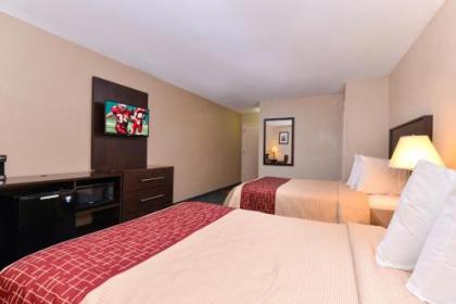 Red Roof Inn Chambersburg - image 4