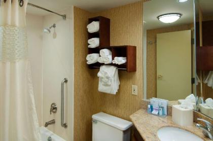 Hampton Inn Chambersburg - image 6