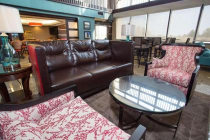 Drury Inn & Suites Champaign - image 3