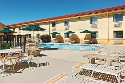 La Quinta Inn by Wyndham Champaign - image 13