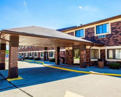 Quality Inn & Suites Champaign - image 11