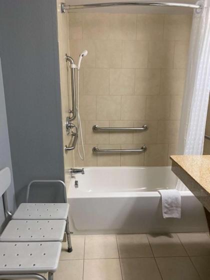 Best Western Plus Champaign/Urbana Inn - image 12