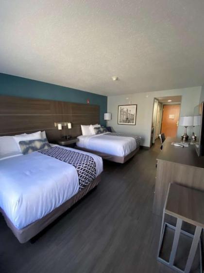 Best Western Plus Champaign/Urbana Inn - image 4