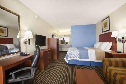 Days Inn by Wyndham Champaign/Urbana - image 10