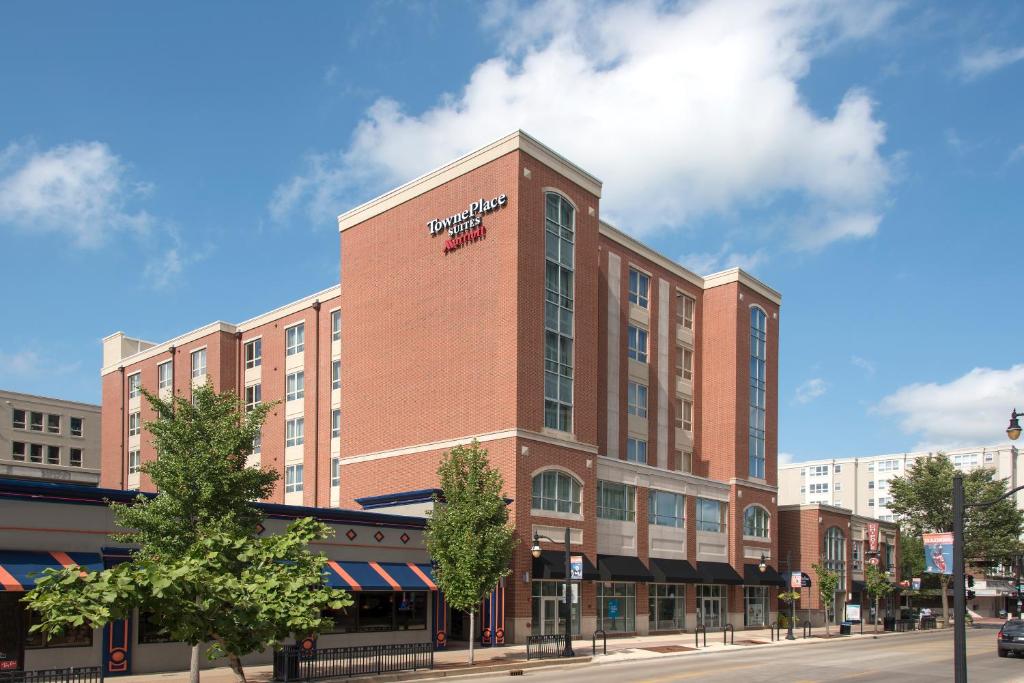 TownePlace Suites by Marriott Champaign - main image