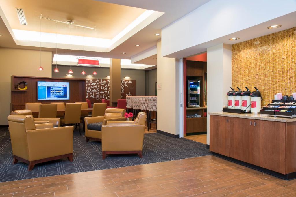 TownePlace Suites by Marriott Champaign - image 3