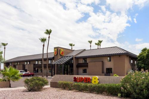 Super 8 by Wyndham Chandler Phoenix - main image