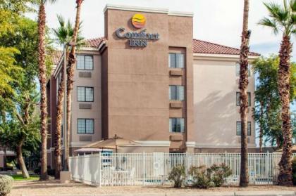 Comfort Inn Chandler - Phoenix South I-10 - image 4