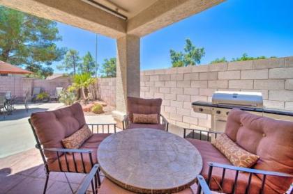 Immaculate Chandler House with Outdoor Living Space